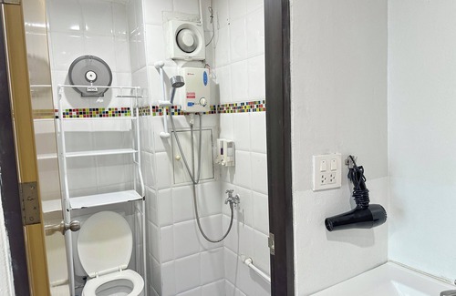 Bang Kho Laem Hotel | Cozy Longzhu Guesthouse: Highly Rated with Spa & Breakfast