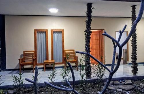 Riung Bed & Breakfast | Lonthar B&B