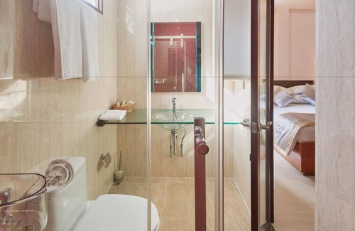 Hulhumale Hotel | Discover Lonuveli: Family-Friendly Stay with Great Amenities