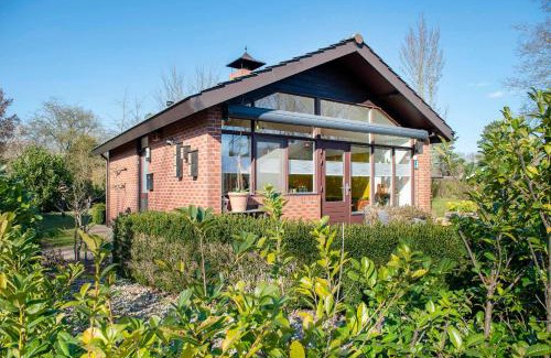Aalten House | Welcoming Loohuisje 32: Child-Friendly Retreat Rated 9/10