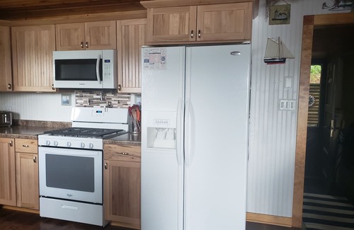 Wautoma House | Perfect Oceanfront Retreat: Book Your August Getaway Now!