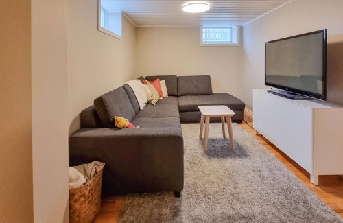 Jonkoping House | Look forward to a wonderful vacation with the whole family in this inviting vacation home.