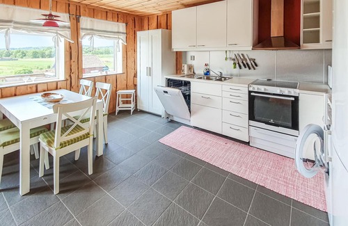 Svanesund Apartment | Enjoy Breathtaking Halsöfjord Views from Your Vacation Home