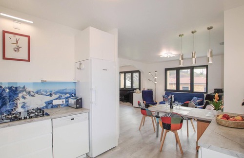Saint-Romans House | Enjoy a Relaxing Vacation Home with Outdoor Hot Tub