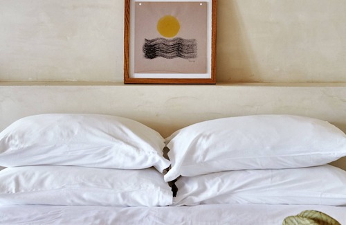 Montauk Hotel | Convenient Stay with Free Parking & Breakfast Near Kirk Park