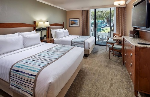 Coronado Hotel | Discover 2 Units Near USS Midway with Pool & Parking!