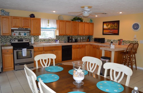 Cutthroat Harbor Estates House | Find Your Perfect Oceanfront Retreat with Top Amenities