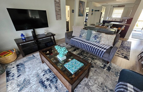 Clear Lake Shores House | Family-Friendly Retreat at Casa Verde with Ocean Views