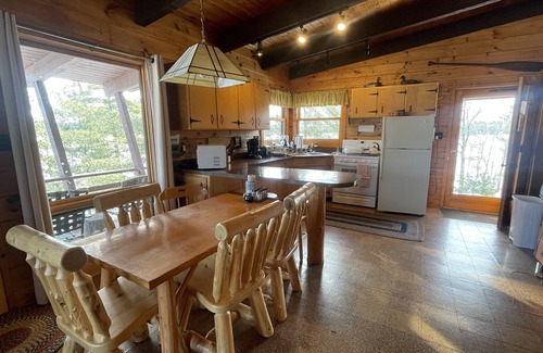 Crane Lake Cabin | Experience Loon Landing: Waterfront Bliss with Top Reviews