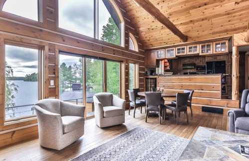 Minocqua House | Loons Cove on Lake Minocqua