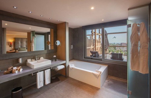 Meloneras Hotel | Experience Lopesan Baobab Resort: 5-Star Oceanfront Bliss