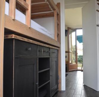 Pornic House | Oceanfront Loralistudios: Relaxing Retreat with Pool & Spa