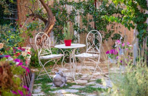 Spartylas House | Explore Lorantina House: Pet-Friendly Retreat in Corfu