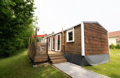Loray Ski Chalet | Discover Loray des Bois: Oceanfront Family-Friendly Retreat