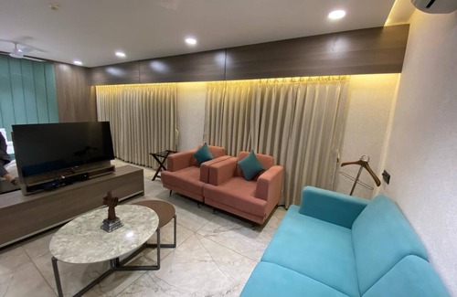 Navsari Hotel | Budget-Friendly Stay at Lords Eco Inn Navsari with Breakfast