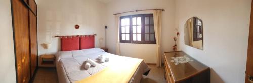 Capilla del Monte House | Inviting Lorena Vacation Homes with Pool & Family-Friendly Fun