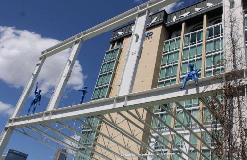 Cedars Hotel | Discover Lorenzo Hotel Dallas: Pet-Friendly & Oceanfront Stay