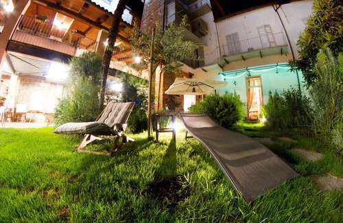 Piazza House | Guest Favorite: Lori's Inn with Family-Friendly Amenities