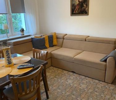 Elblag Apartment | Pet-Friendly Lorin Prestige Apartment with Kitchen Access