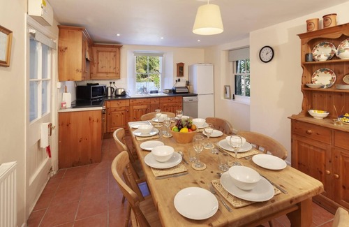 Lynmouth Cottage | Inviting Lorna Doone Cottage: Rated 9.8 with Breakfast & Kitchen