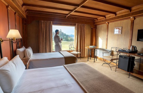 Province of Tierra del Fuego Hotel | Relaxing Getaway at Hotel Los Ñires with Spa & Dining