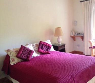 El Bolson Bed & Breakfast | Exceptional Los Abetos B&B: Pool & Kitchen Await You!