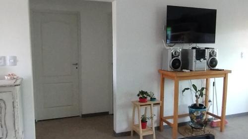 Duggan House | Pet-Friendly Los Abuelos: Rated 10/10 with Pool Access