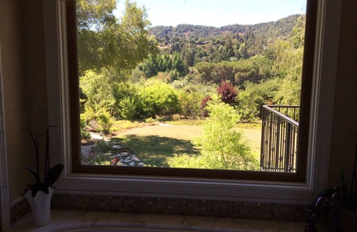 Los Altos Hills Villa | Experience Los Altos Hills Villa: 10/10 Ocean View Retreat