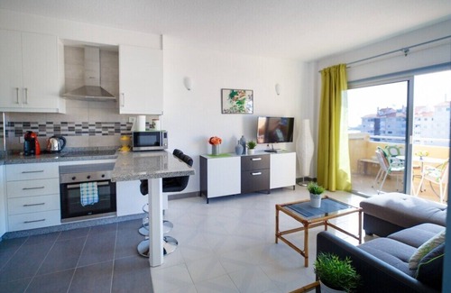 Los Cristianos Apartment | Unmatched Comfort in Los Angeles with Free WiFi & Pool