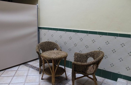 Alicante Apartment | Los Angeles Hostel