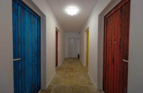 Vama Veche Hotel | Pet-Friendly Los Anghelos: 4-Star Stay with Top Ratings