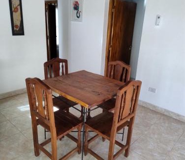 Cafayate House | Pet-Friendly El Aromo: Guest Rated 10/10 for Families