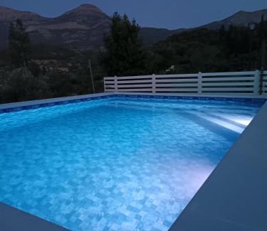 Torres Ski Chalet | Los Cabales: Pet-Friendly Retreat with Pool & High Ratings