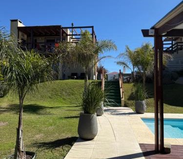 Punta del Diablo Apartment | Inviting Los Caracoles: Oceanfront Stay with Hot Tub