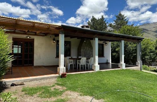 Tafi del Valle Ski Chalet | Discover Los Ciruelos - Casas de Montaña: Pet & Child Friendly