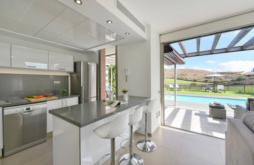 Salobre Villa | Pet-Friendly Paradise at Los Dragos 13 Salobre