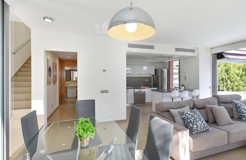 Salobre Villa | Pet-Friendly Paradise at Los Dragos 13 Salobre