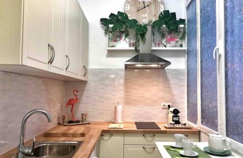 Malasana Apartment | Malasaña Loft: Guest Rated 9.1 in Madrid's Vibrant Scene