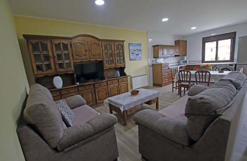 Ribadesella House | Discover Los Fresnos House for 5 Guests - Perfect Retreat