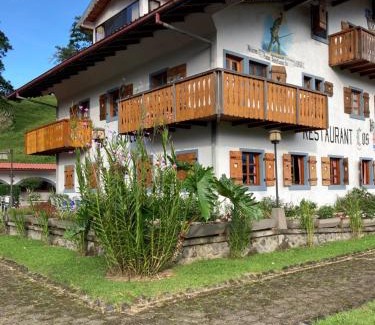 Arenal Hotel | Exceptional Stay at Los Héroes with Pool & Family-Friendly Amenities