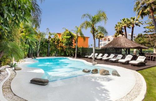 San Pedro de Alcantara Villa | Los Molineros - 8 Bedroom Villa