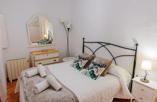 Zaidin Apartment | Family-Friendly Retreat at Los Morales de Granada
