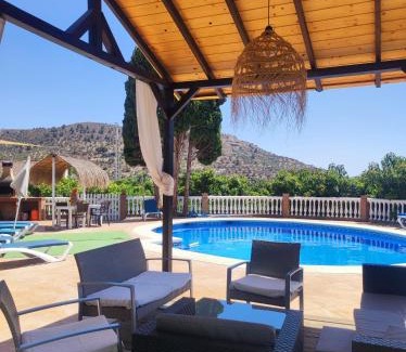 Alcaucin Cabin | Los Naranjos: Oceanfront Oasis with Pool & Pet-Friendly Perks