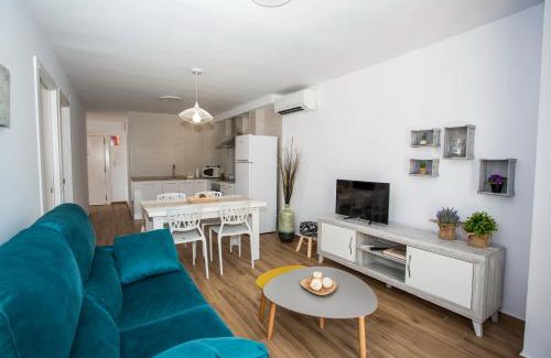Gandia Apartment | Family-Friendly Retreat at Los Palomitos, Casco Histórico