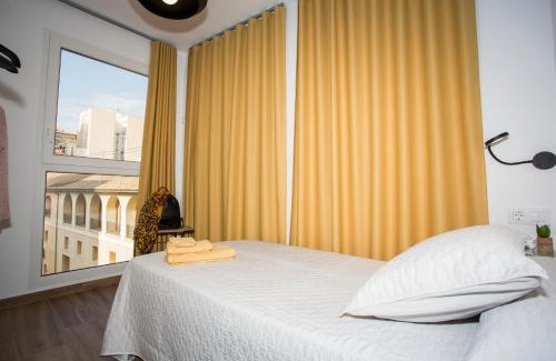 Gandia Apartment | Family-Friendly Retreat at Los Palomitos, Casco Histórico