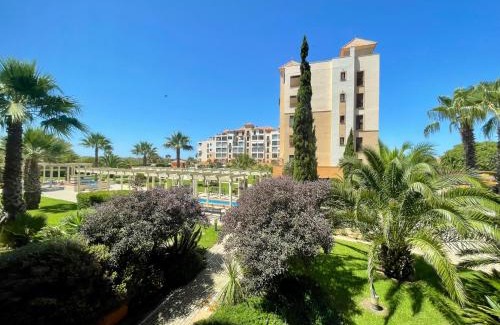 Punta del Moral Apartment | Relax at Los Pelícanos, Isla Canela - Family-Friendly Retreat