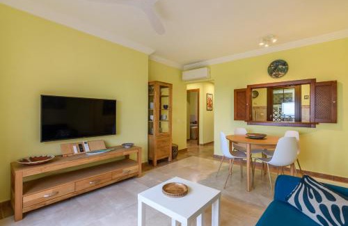 Punta del Moral Apartment | Discover Los Pelicanos - Oceanfront Bliss at Punta del Moral
