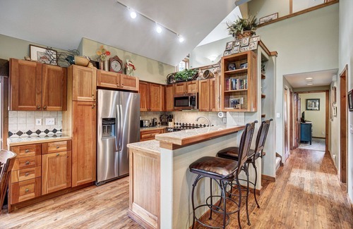 Four O'Clock Condo | Discover Los Pinos: Family-Friendly Haven with Spa & Pool