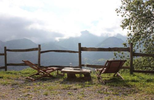 San Roque de Riomiera Ski Chalet | Scenic Oceanfront Stay at Los Pradones - Rated 8.9/10