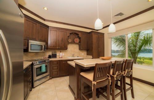 Jaco Apartment | Experience Oceanfront Bliss at Los Suenos Resort Alta Vista